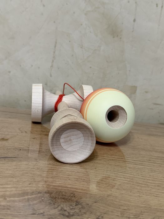 Kendama Su Lab x Active