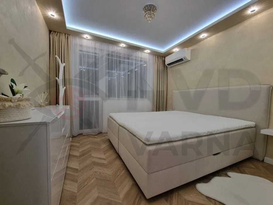 Двустаен апартамент в Център! 21475862