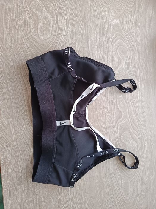 Bustiera Nike xs