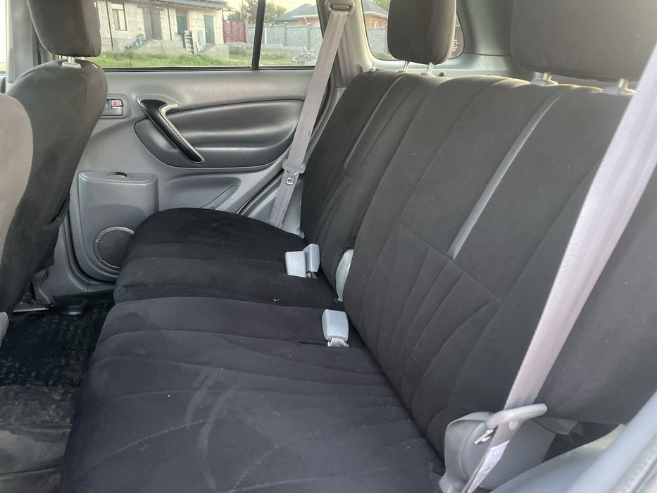 Toyota RAV4 2.0 Европа — обслужен, живой вариант