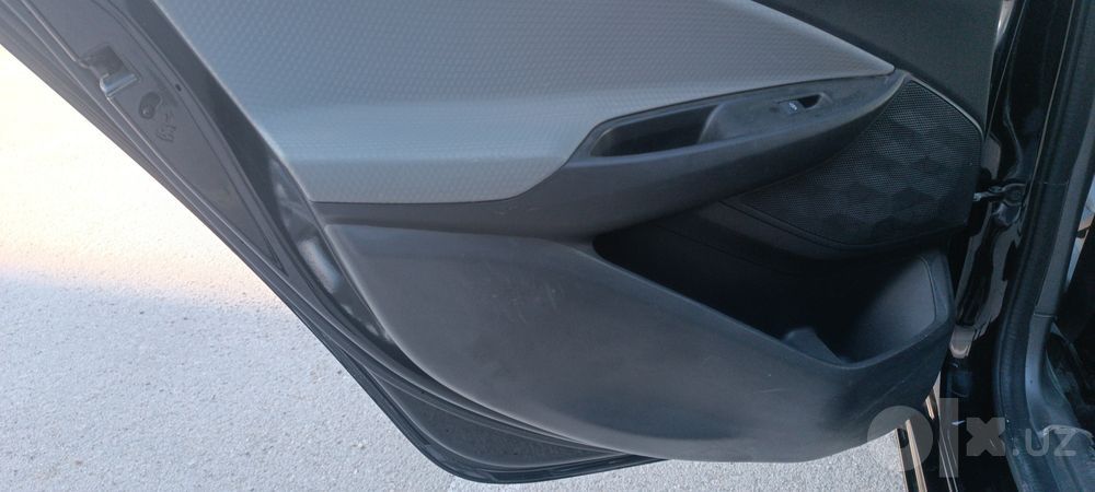 ONIX PREMIER 2024 Chevrolet
Rangi: Qora 
Kraskasi: Toza
Yoqilg'i: ben