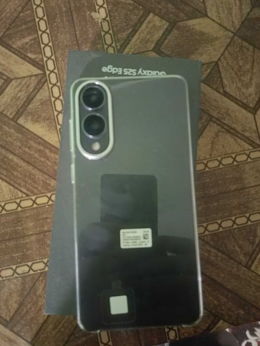 Galaxy S25 edge Нов