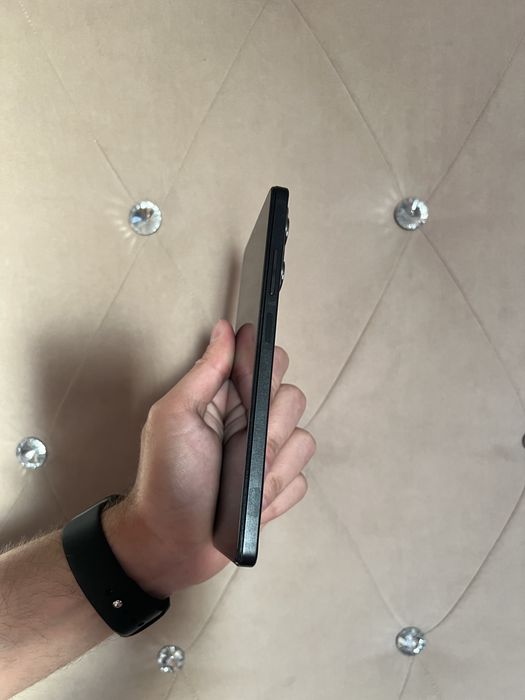 Продам Poco X5 pro 5G