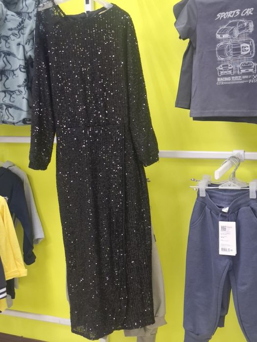 Платье с пайетками