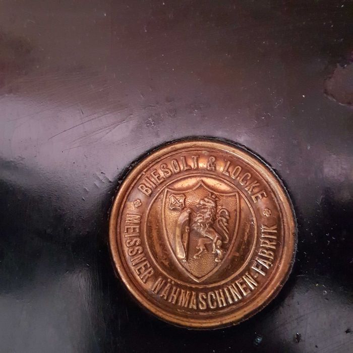 Vand masina de cusut Afrana