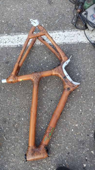 Cadru bicicleta electrica bamus citește anunțul