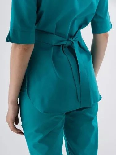 Продам новый медицинский костюм