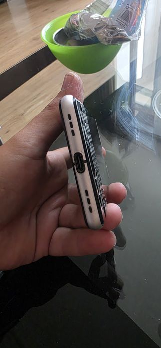 Продавам Blackberry key one