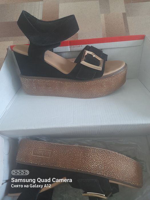 Босоножки на платформе замша на лепучках