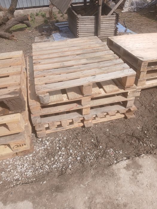 Продам палеты,оптом