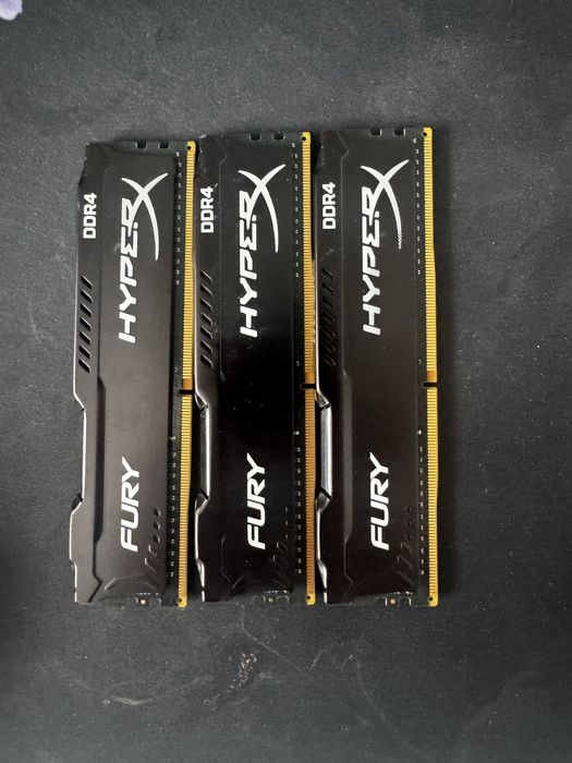Vand 24GB Ram HyperX Kingston ddr4 3200mhz