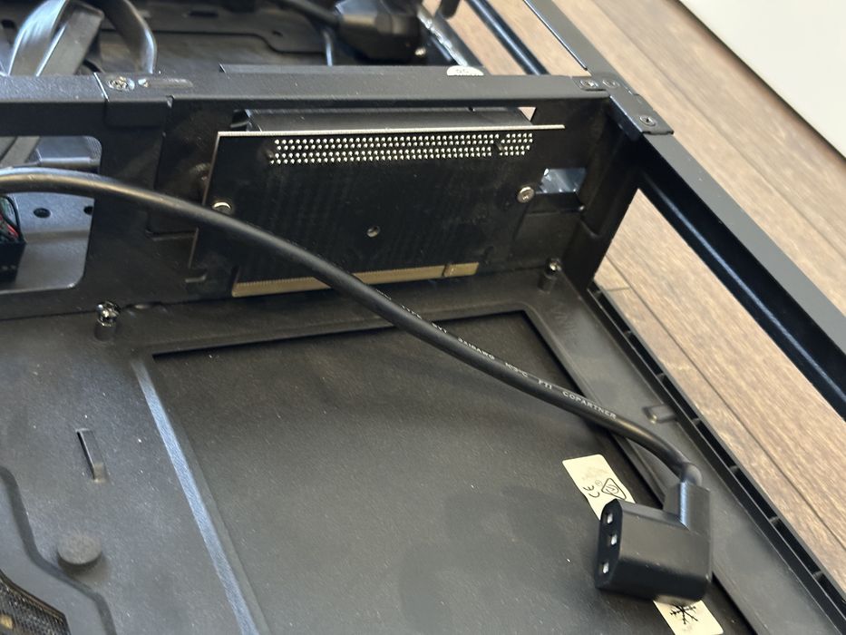 Fractal Design Node 202 SFX HTPC Case само за ITX  дънни платки