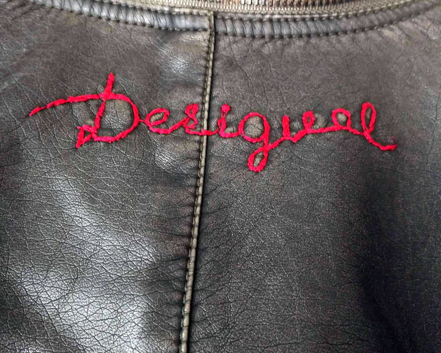 Desigual кожено яке S - 65лв
