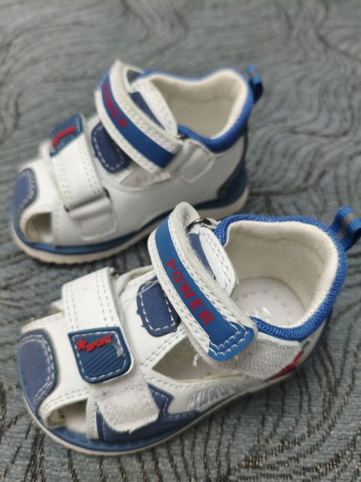 Детская обувь новая