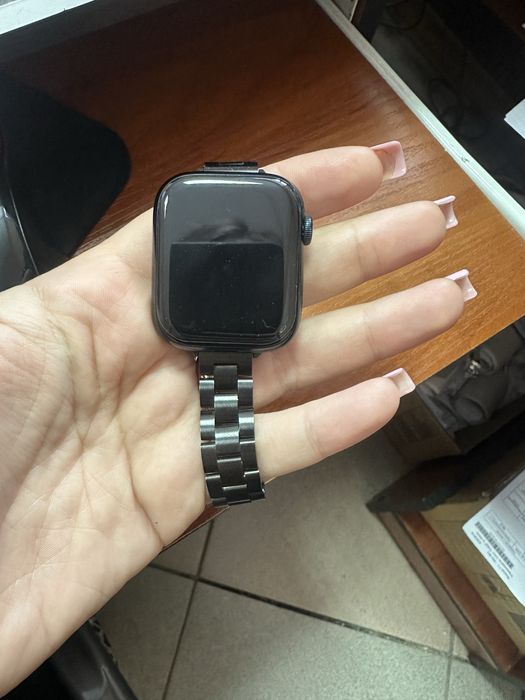 Продам Apple watch series9