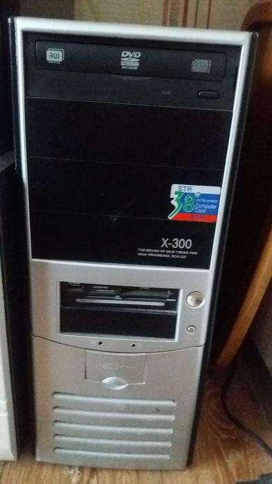 Продам компьютер SUMSUNG. В отличном состоянии.