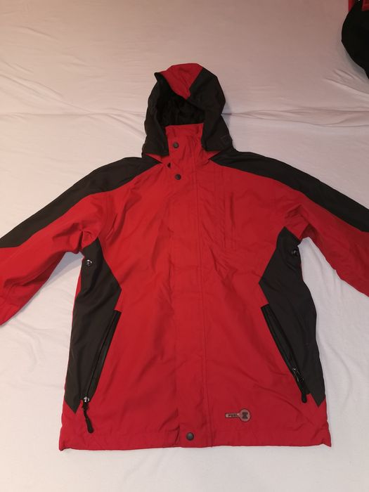 Geaca impermeabila mărime 152