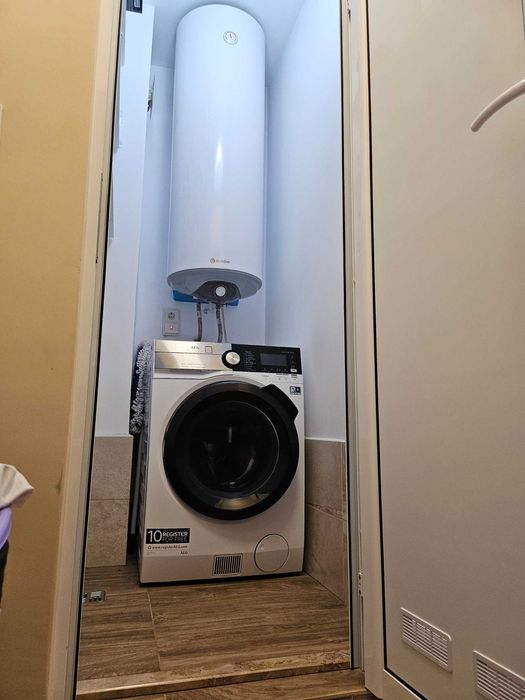 Продава се Тристаен апартамент в Пловдив, Остромила - 126 кв.м за 1508 €/кв.м - Снимка #5