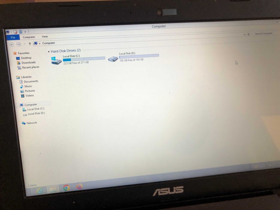 Laptop ASUS X200MA 11.6 inchi cu windows 8 in cutie