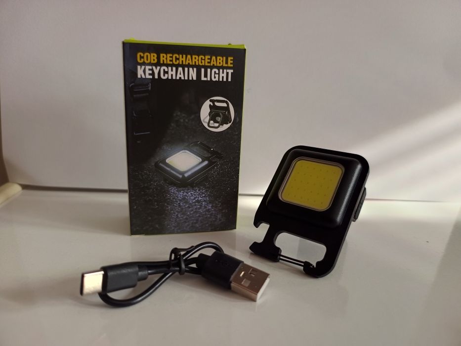 Мини лед фенер с акумулаторна батерия