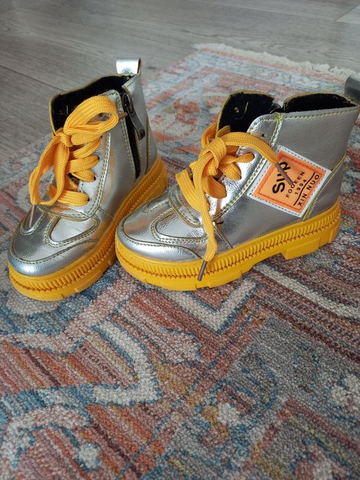 Сапожки детские 26 размер