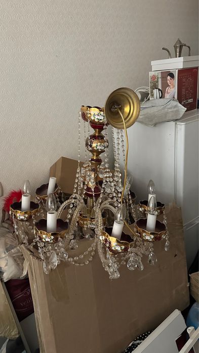 Продам чешский люстру