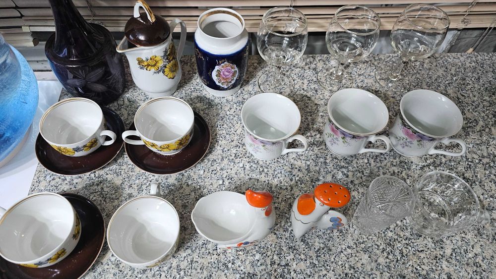 Посуда разная чашки бокалы 20 предметов все что на фото за 4500