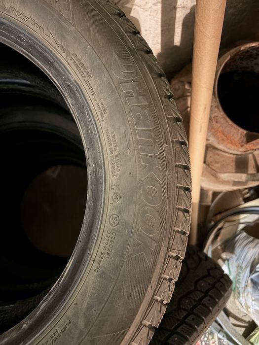Продам зимние шины Hankook