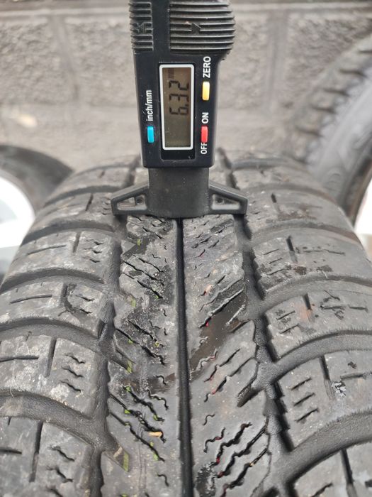 Vând Set Jante Aliaj 4x100+Cauciucuri 185/65/15 M+S Sandero Logan