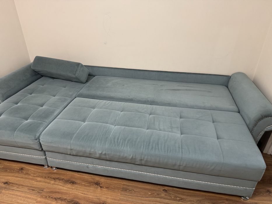 Продам угловой диван 3м , 30000тг