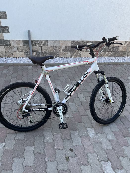 Vand bicicleta Focus Whistler noua