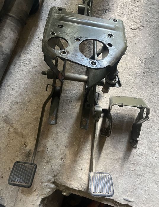 Продается запчасти на Газ-66