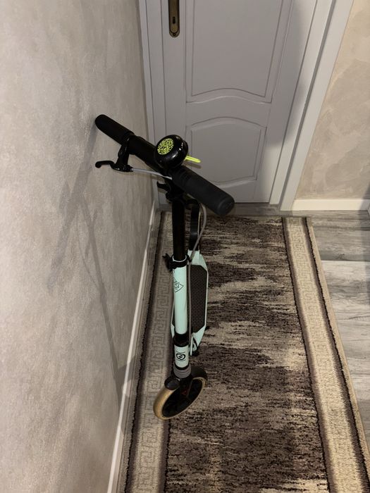 Vand trotineta in stare buna