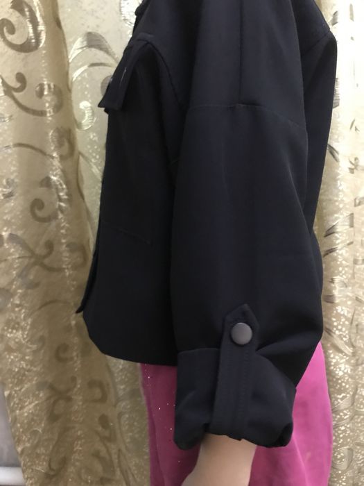 Кастюмы с кнопкой