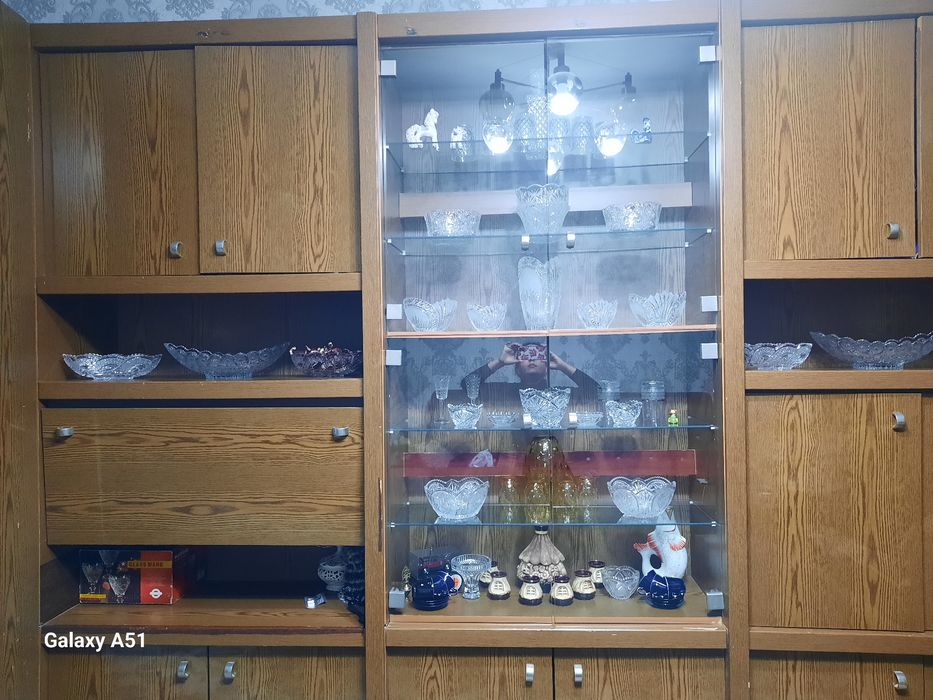 Стенка сотилади.