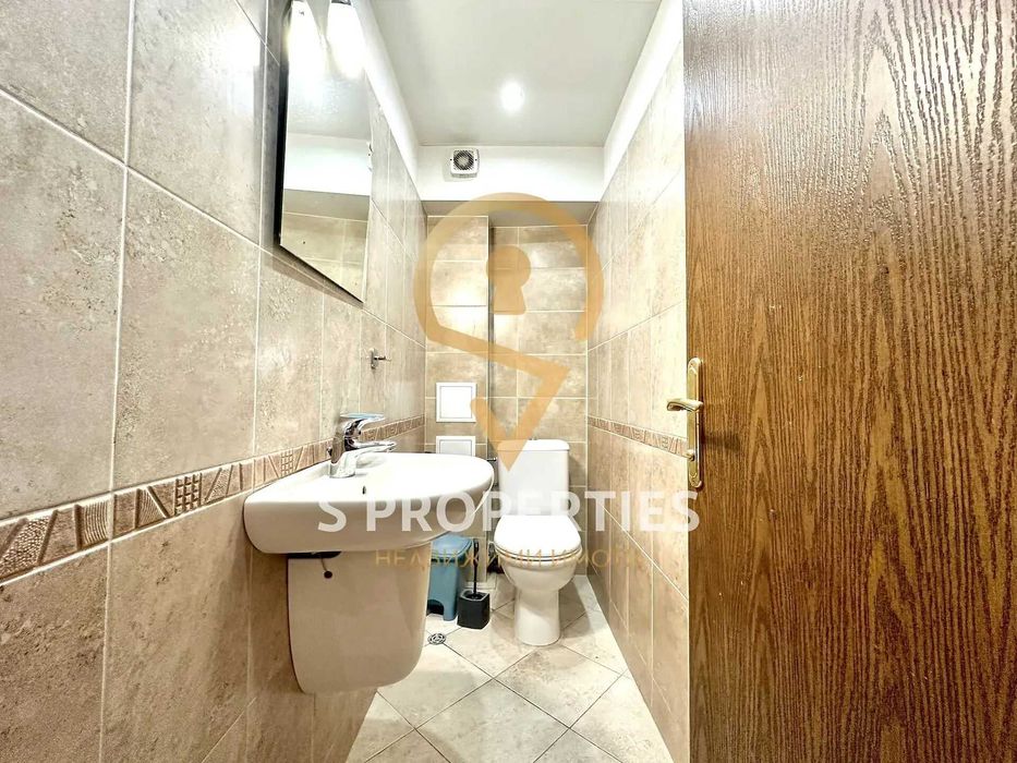 Продава се Четиристаен апартамент в Варна, Център - 122 кв.м за 1459 €/кв.м - Снимка #5