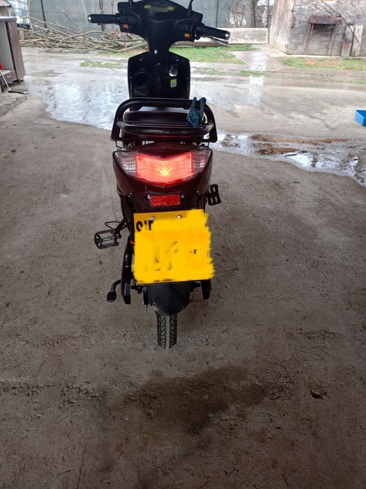 Vind Scuter electric