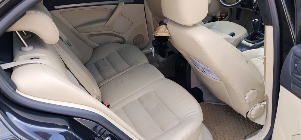 Skoda octavia 2 1.9 tdi Laurin & Klement