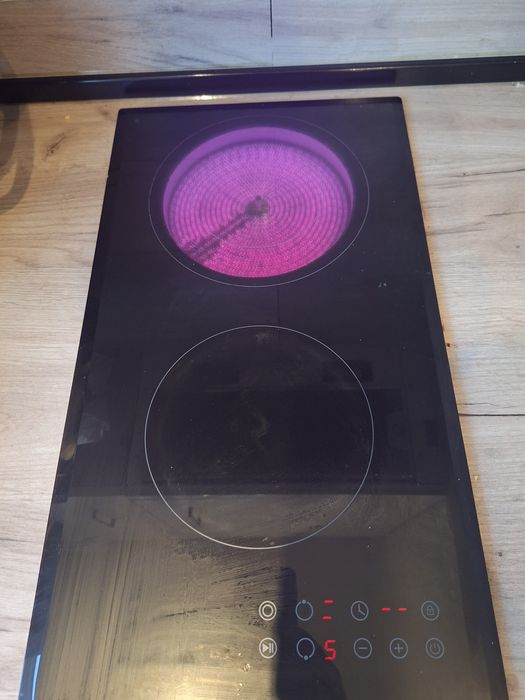 Керамичен плот 2