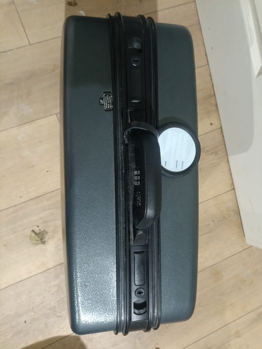 Troller Mediu ca nou.