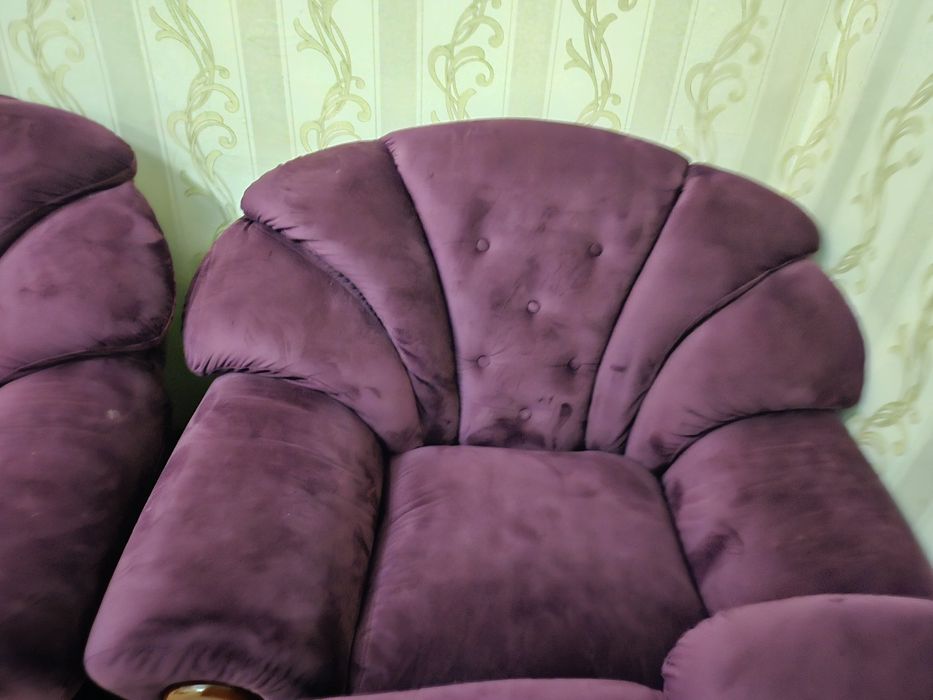 Диван прямой комплект