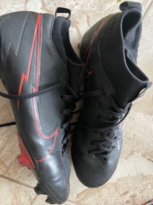 Бутонки на nike като нови