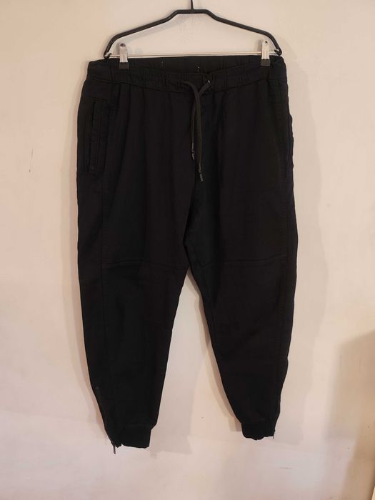 Мъжки карто панталон Reserved