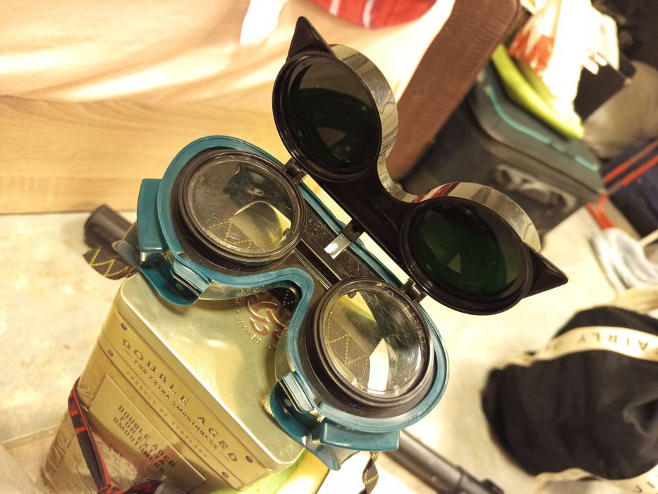 Очила за заваряване