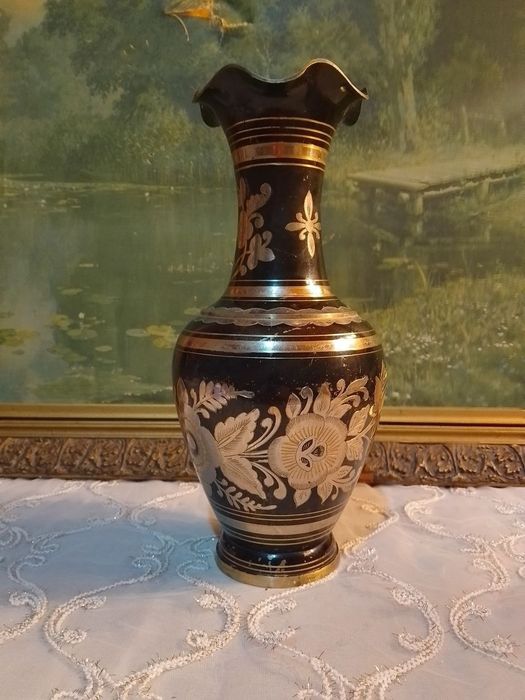 Чайник и вазы латунь для декора