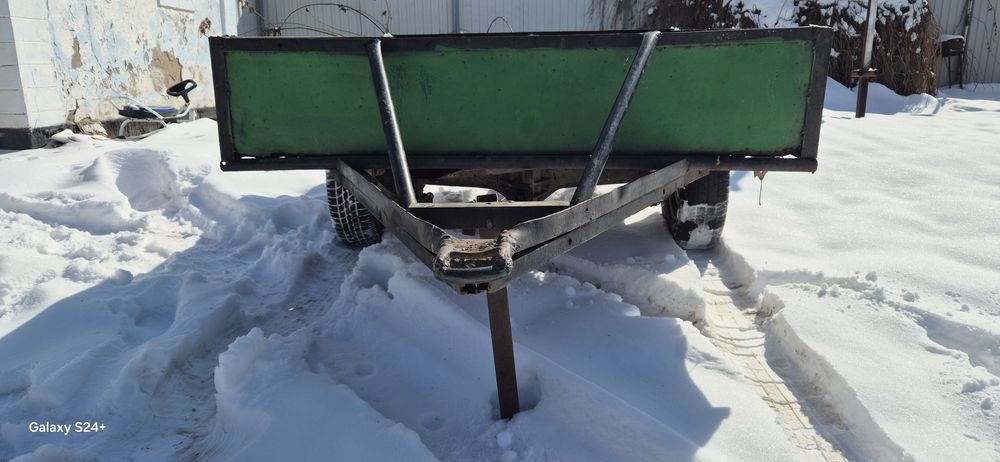 Прицеп легковой  продам