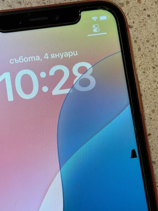 Iphone 11 -64 GB червен