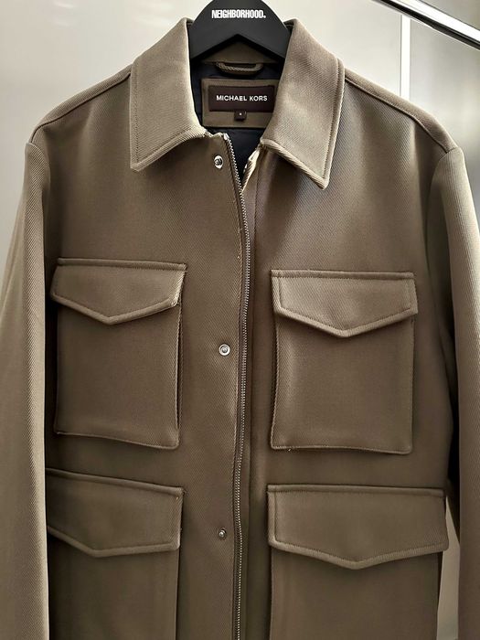 Яке на Michael Kors. Цвят зелен. Хаки Размер М. Милитъри стил. Класика