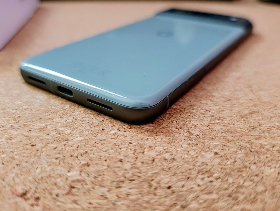 Продавам Google Pixel 8 128GB
