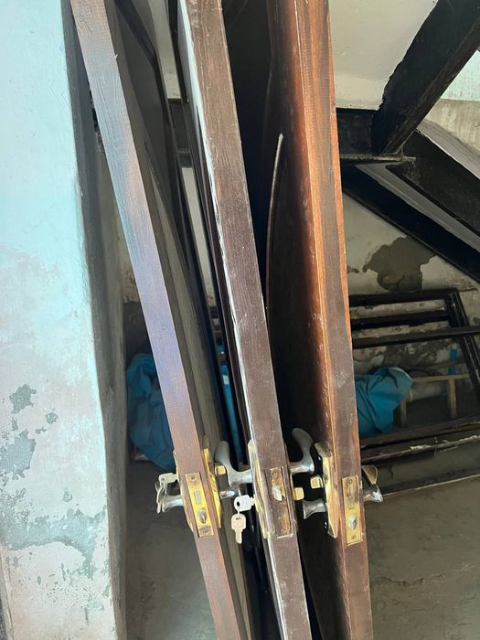 Двери на продажу